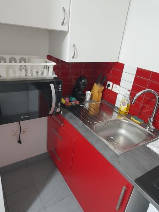 Studio - 1 Min Rer - 10Min Disney & 30 Min Paris - Free Parking & Wifi Apartment Bussy-Saint-Georges Luaran gambar