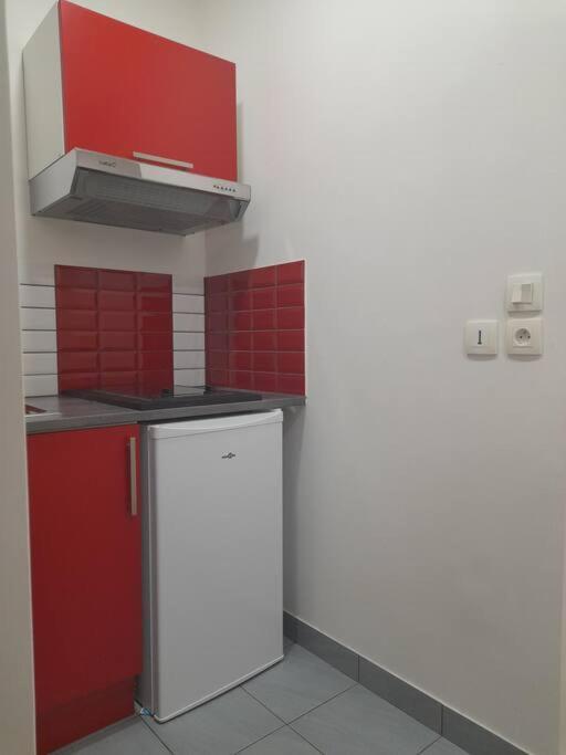 Studio - 1 Min Rer - 10Min Disney & 30 Min Paris - Free Parking & Wifi Apartment Bussy-Saint-Georges Luaran gambar