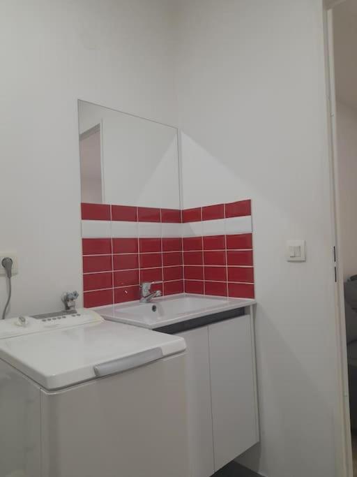 Studio - 1 Min Rer - 10Min Disney & 30 Min Paris - Free Parking & Wifi Apartment Bussy-Saint-Georges Luaran gambar