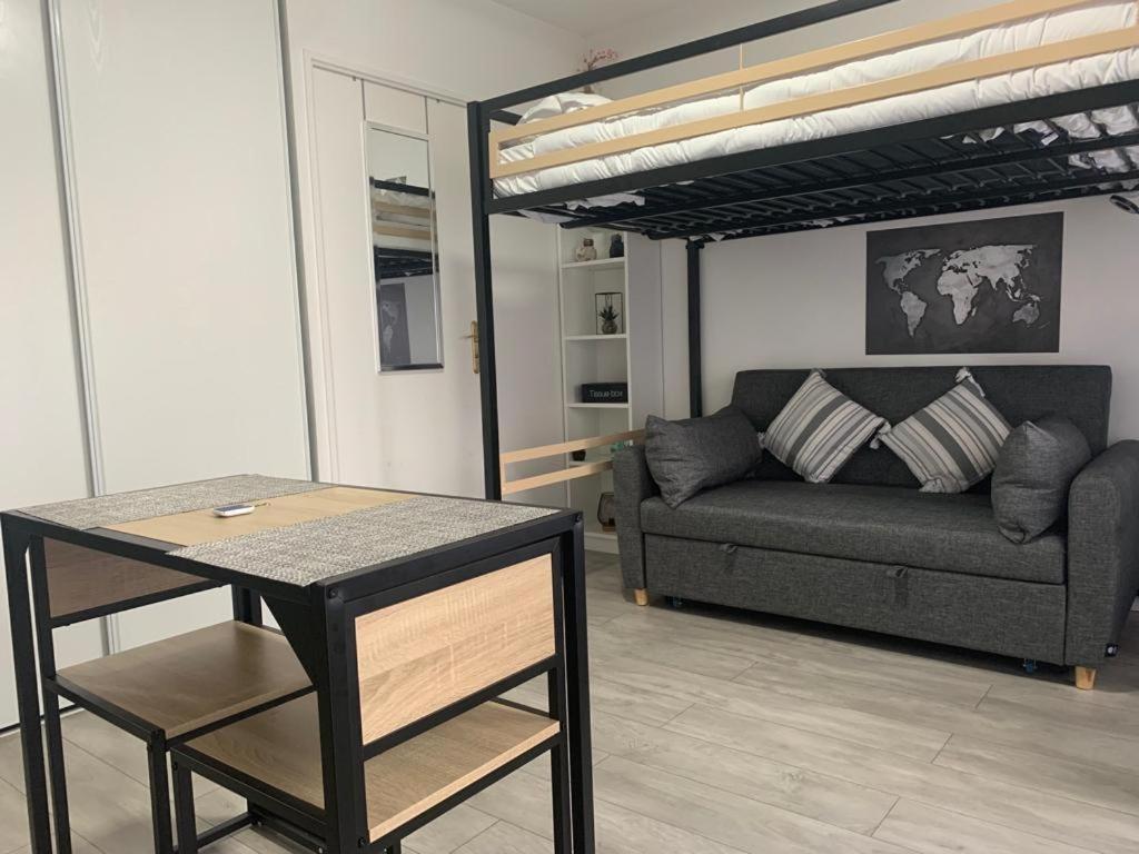 Studio - 1 Min Rer - 10Min Disney & 30 Min Paris - Free Parking & Wifi Apartment Bussy-Saint-Georges Luaran gambar